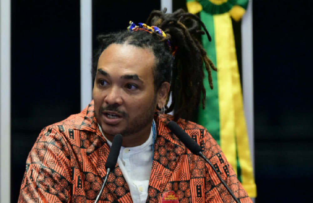 Antropólogo recebe Comenda Abdias do Nascimento