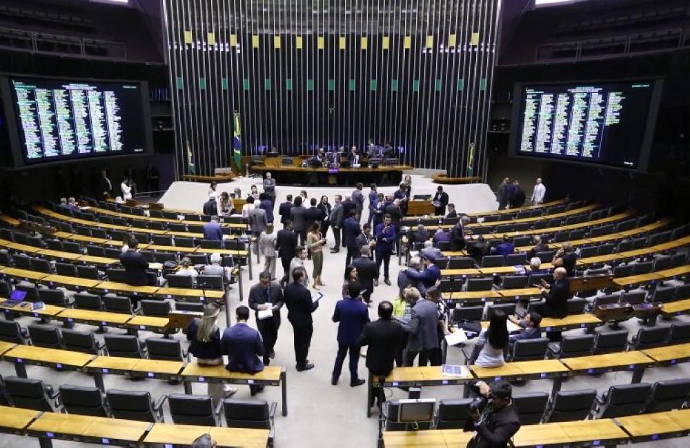 CÂMARA: Grupo de Trabalho Propõe Reforma Administrativa para Acabar com Supersalários