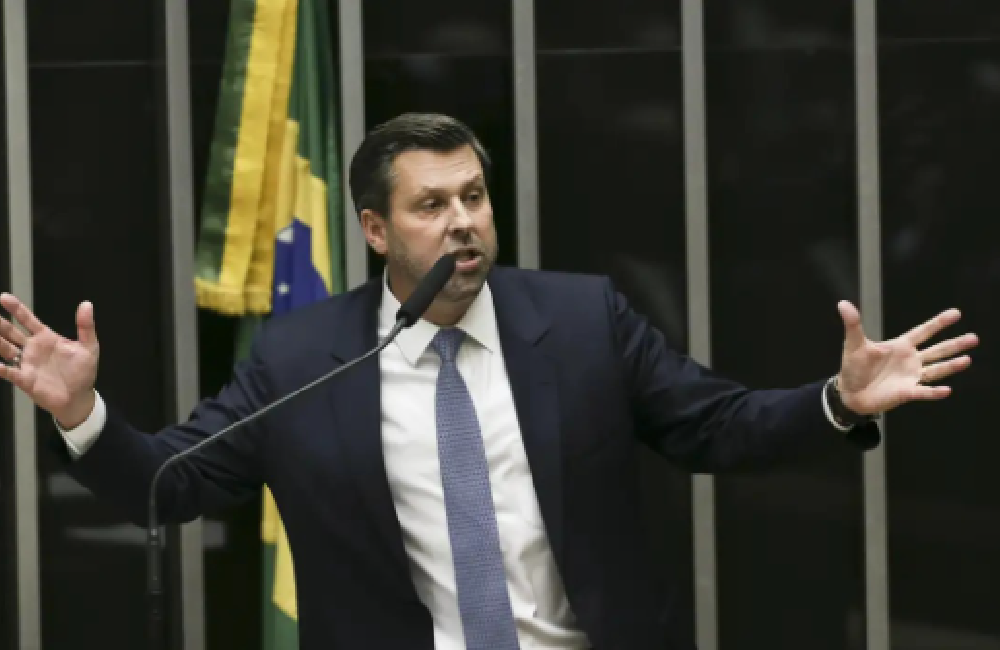 Carlos Sampaio destaca saúde, infraestrutura e educação entre prioridades para São Carlos
